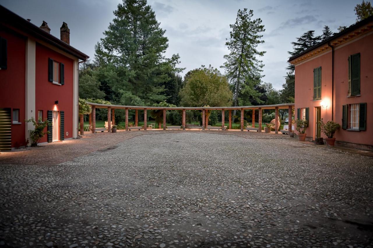 Tenuta Pizzone Wine Resort Rivanazzano Terme Exterior photo